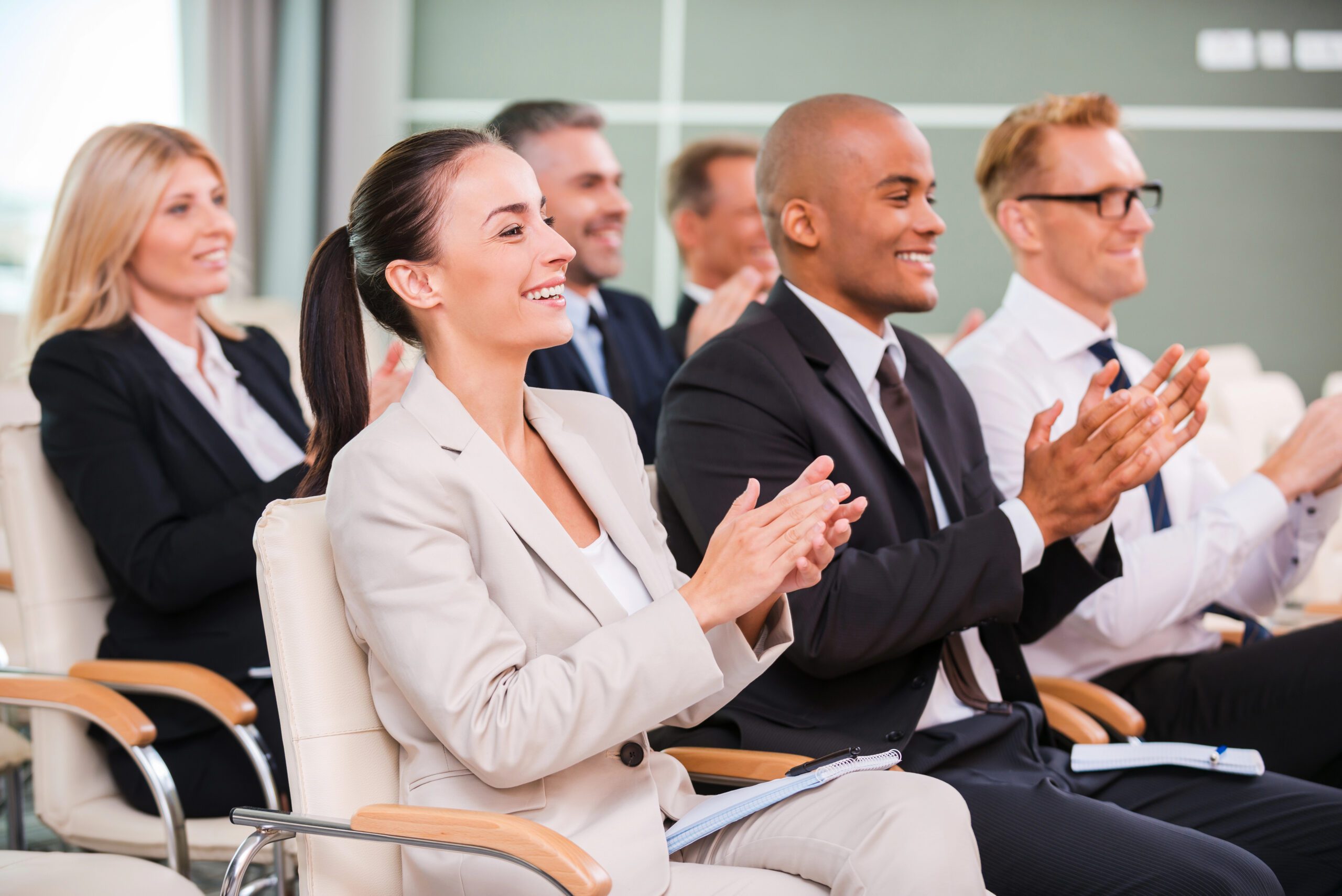 people clapping